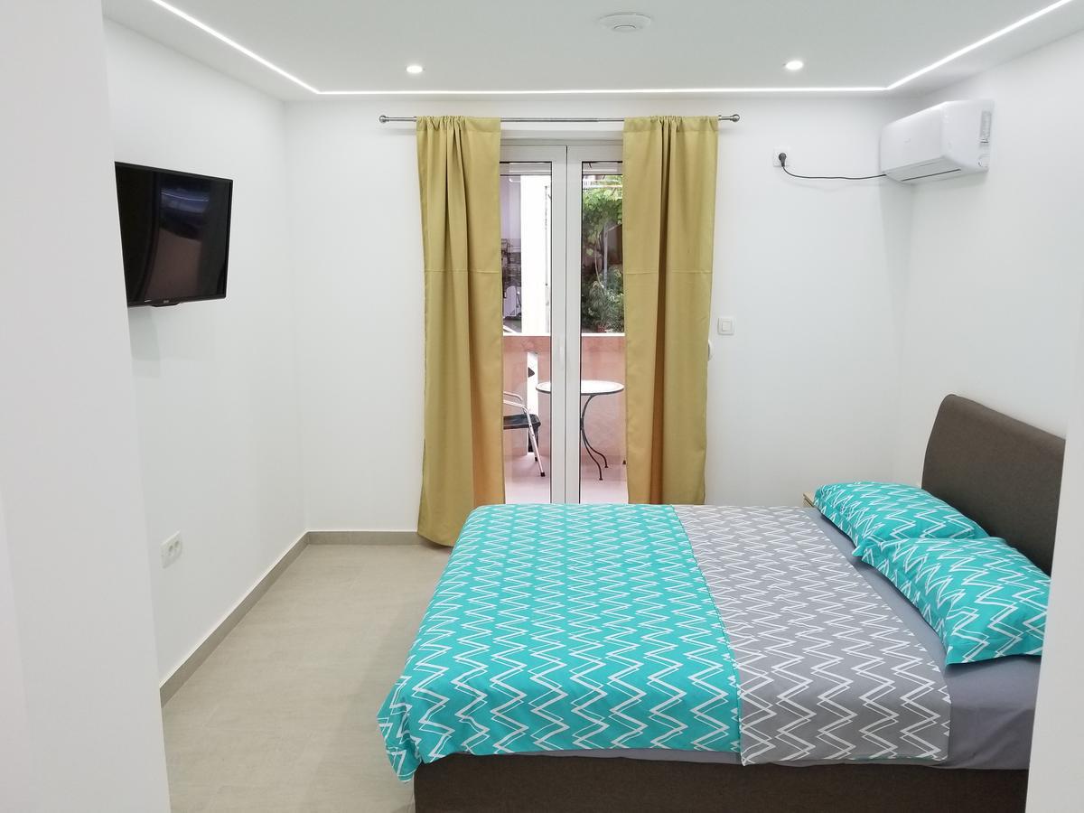 בודווה Apartments Vida מראה חיצוני תמונה