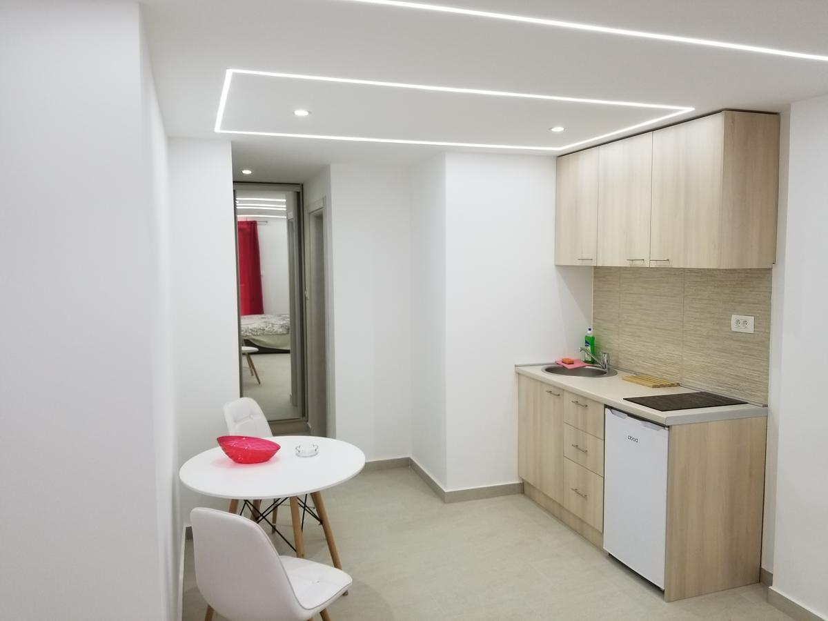 בודווה Apartments Vida מראה חיצוני תמונה