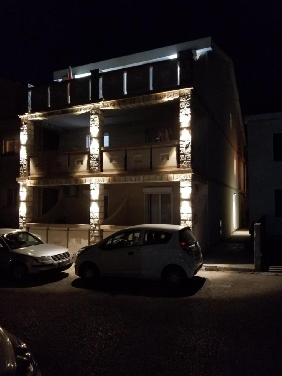 בודווה Apartments Vida מראה חיצוני תמונה